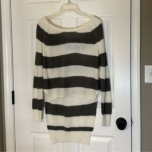 Millau Round Neck High Low Sweater
